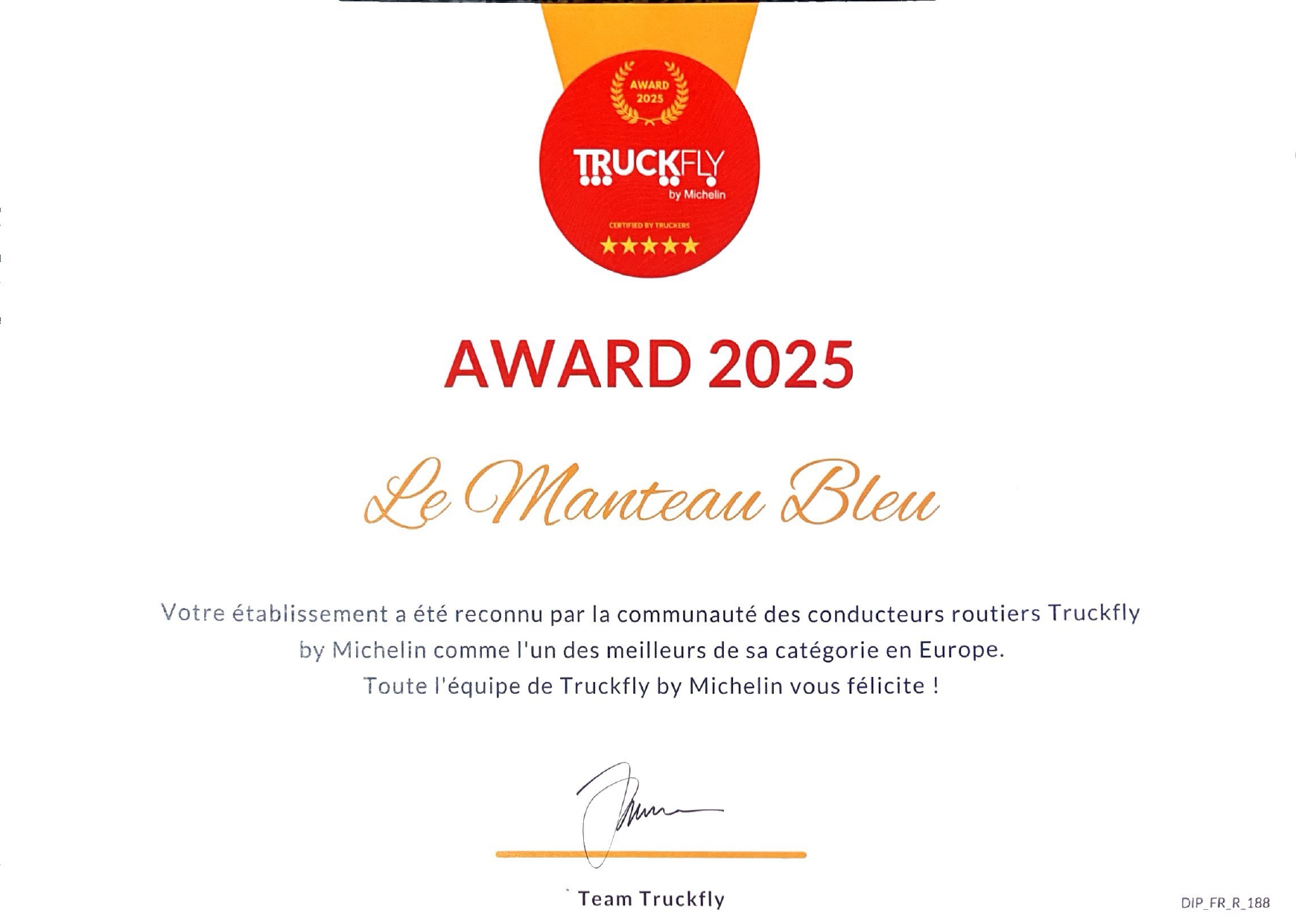 Le Manteau Bleu Tajine Image